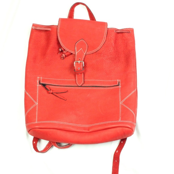 Landcrafted Leather bagpack Red